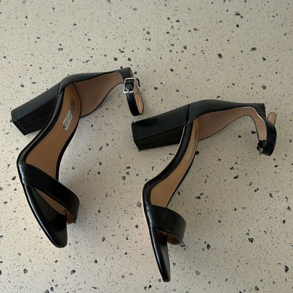 INC International Concepts Women’s Kivah Black Open Toe Sandals Block Heel 5.5M - Picture 9 of 12